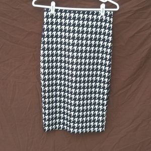 BOGO free Brat Star houndstooth print pencil skirt